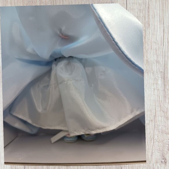 Madame Alexander Vtg Sleeping Beauty Collectible Doll 30680  In Box With Blonde - Picture 4 of 5